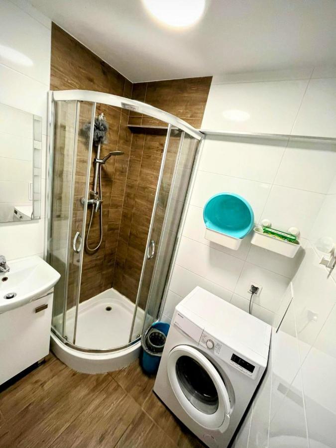 Ursus Rooms-Self Check-In Варшава Экстерьер фото