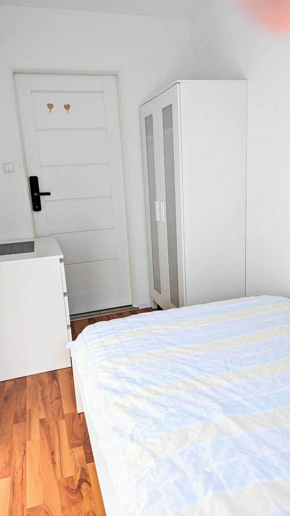 Ursus Rooms-Self Check-In Варшава Экстерьер фото