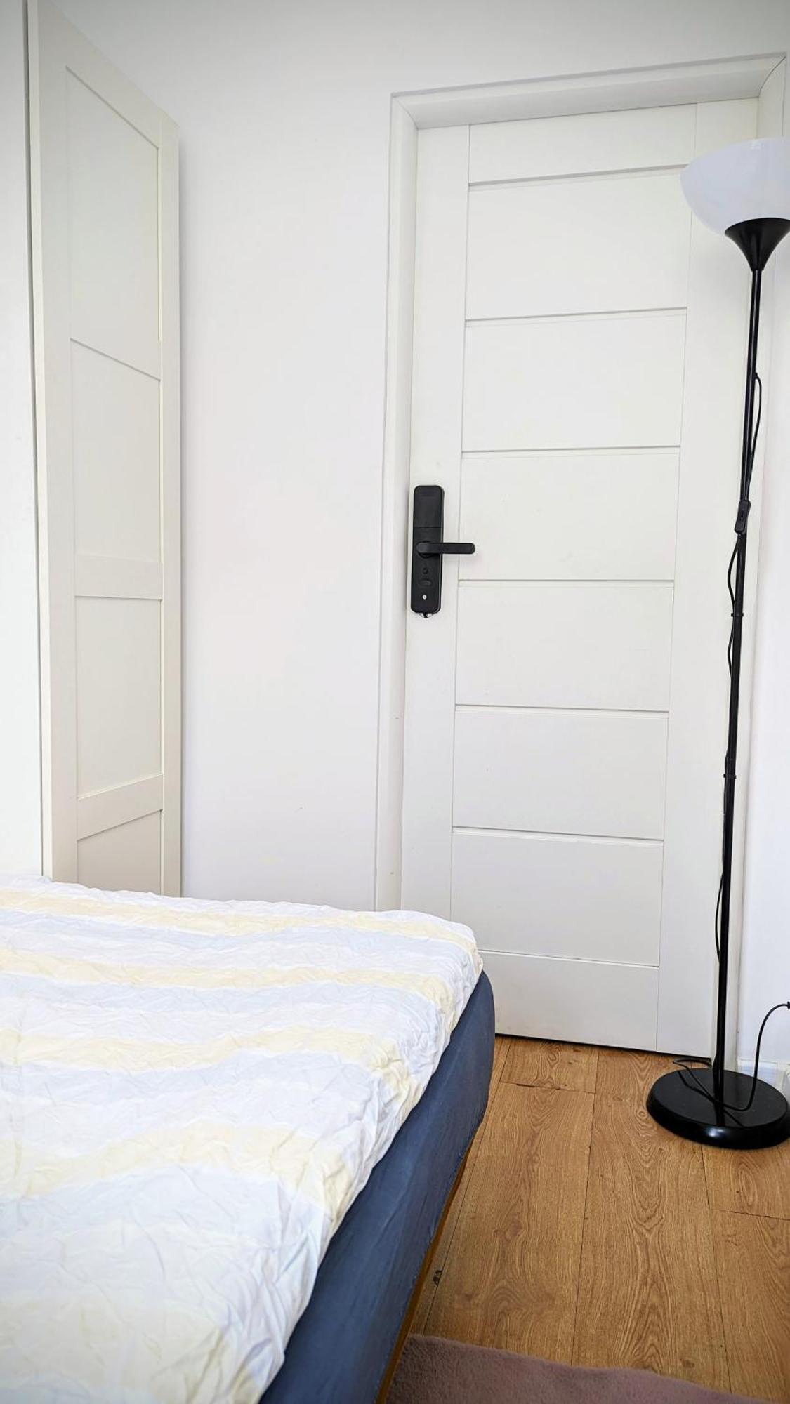 Ursus Rooms-Self Check-In Варшава Экстерьер фото